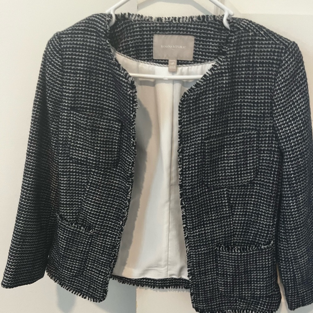 Banana Republic tweed blazer